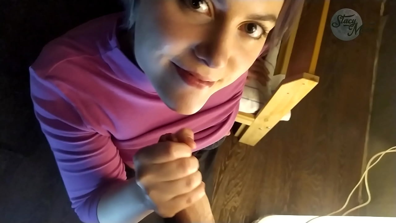 Tyypillistä venäläistä kotipornoa mulkun tontilla ja kunnon syvällä kulauksella